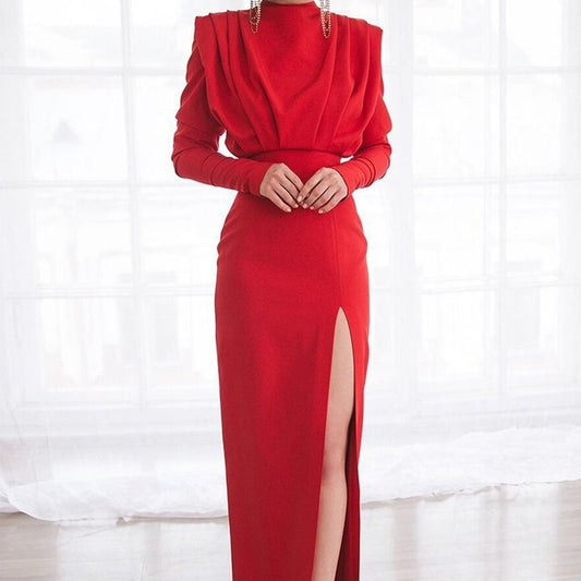Sommerliches Rollkragenpullover-Kleid in Mode